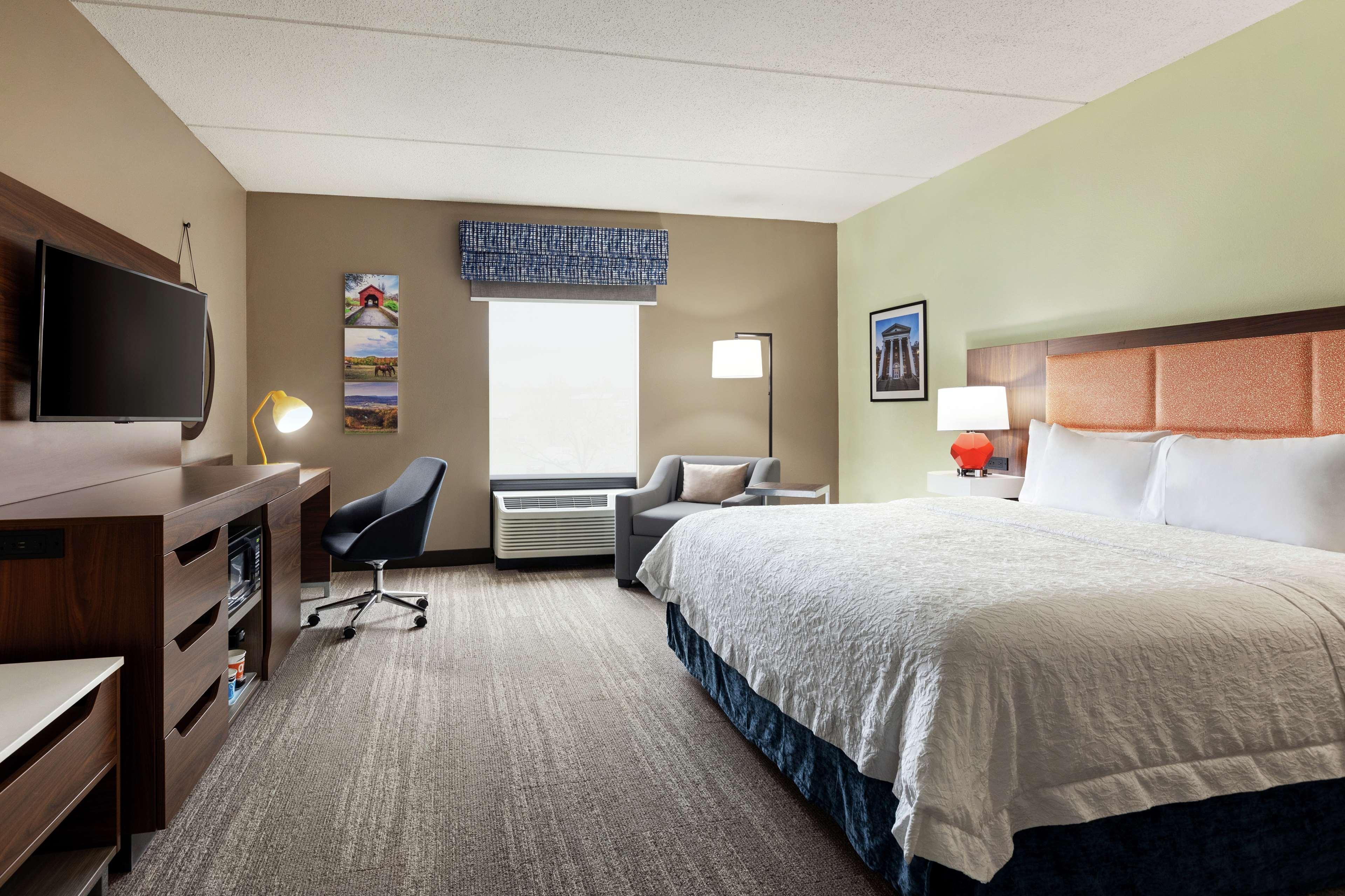 Hampton Inn & Suites Frederick/Fort Detrick Екстериор снимка