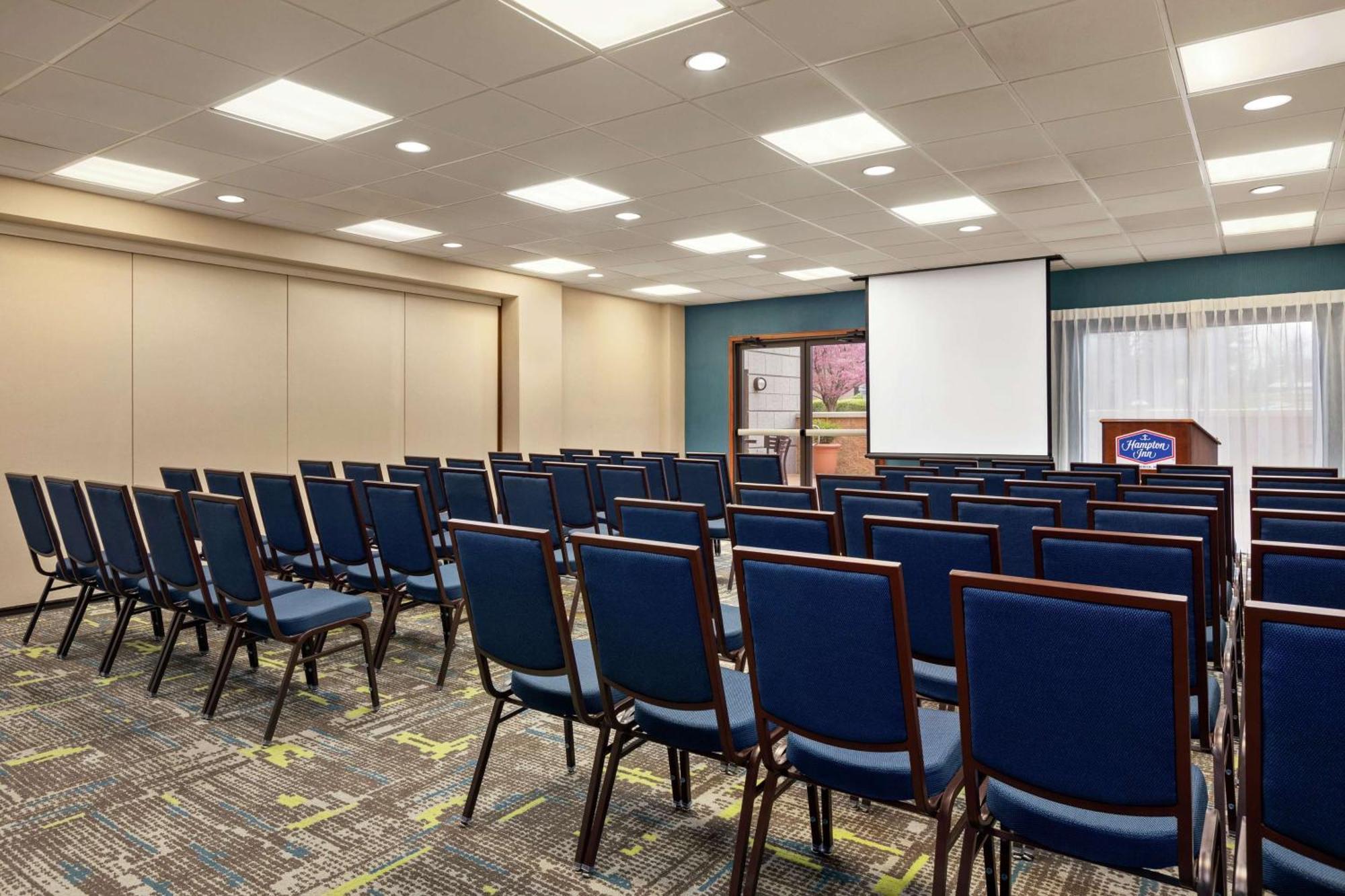 Hampton Inn & Suites Frederick/Fort Detrick Екстериор снимка