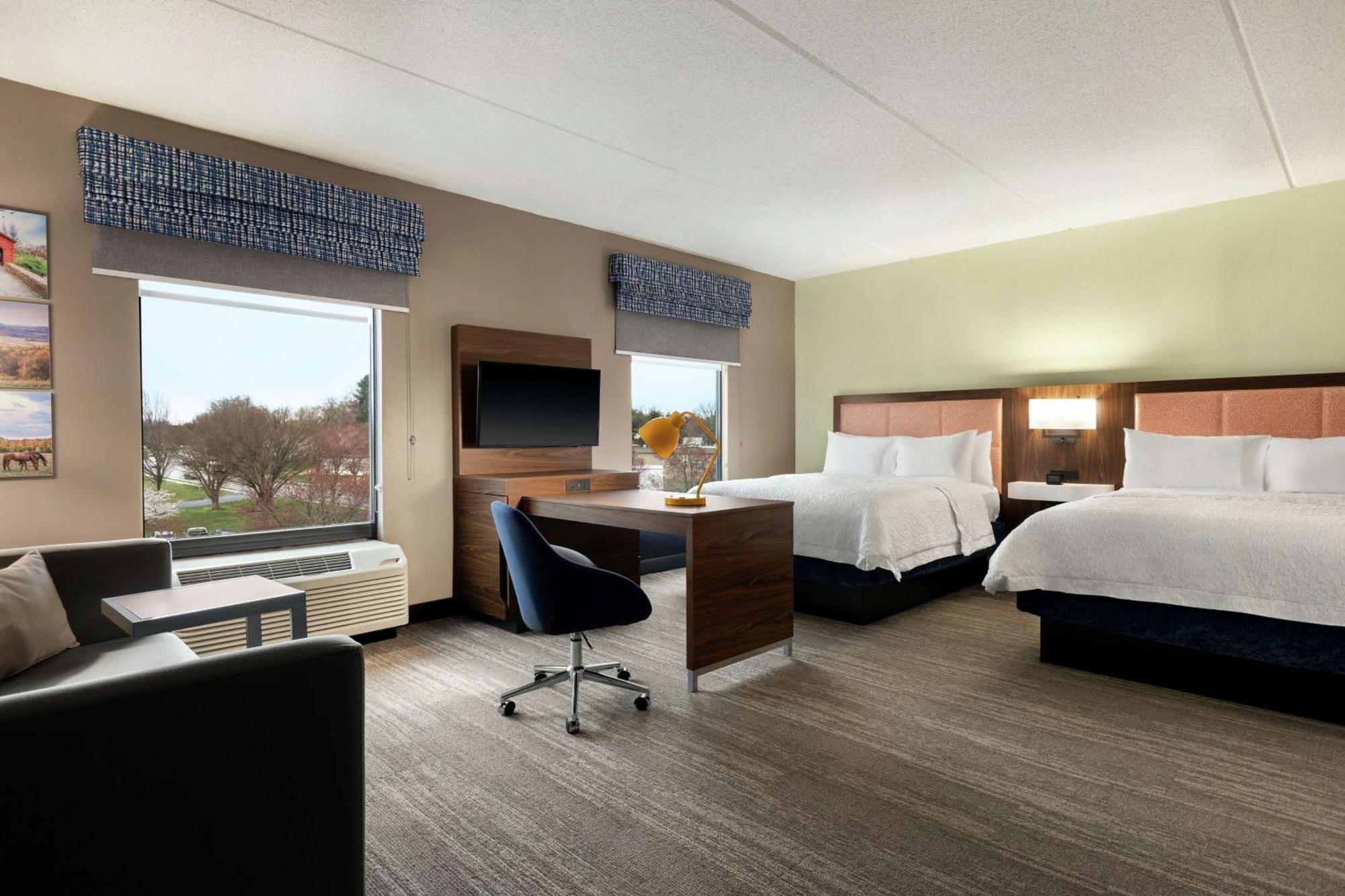 Hampton Inn & Suites Frederick/Fort Detrick Екстериор снимка