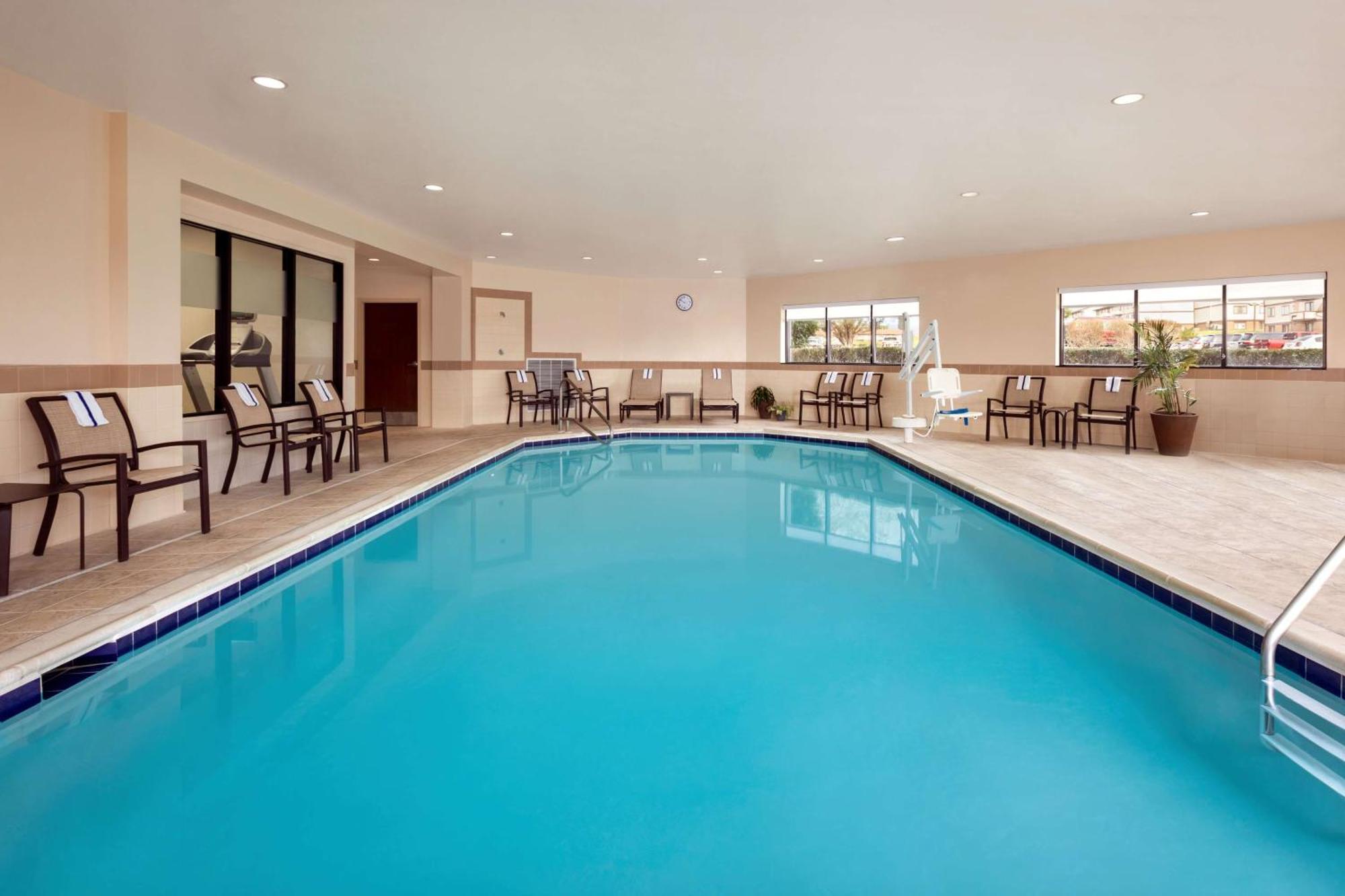 Hampton Inn & Suites Frederick/Fort Detrick Екстериор снимка